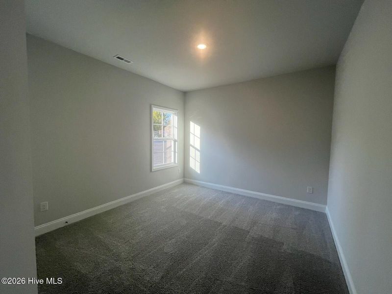 Spacious, unfurnished interior of a new home in Palmetto Creek, Bolivia (Image 22).