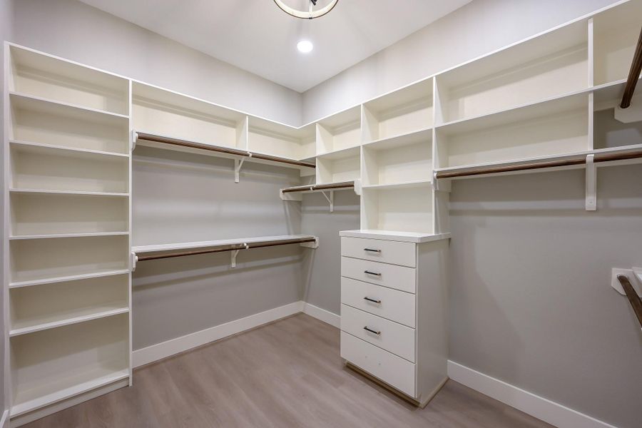 Spacious, unfurnished interior of a new home in , Huntsville (Image 24). Spacious, unfurnished interior of a new home in , Huntsville (Image 24).