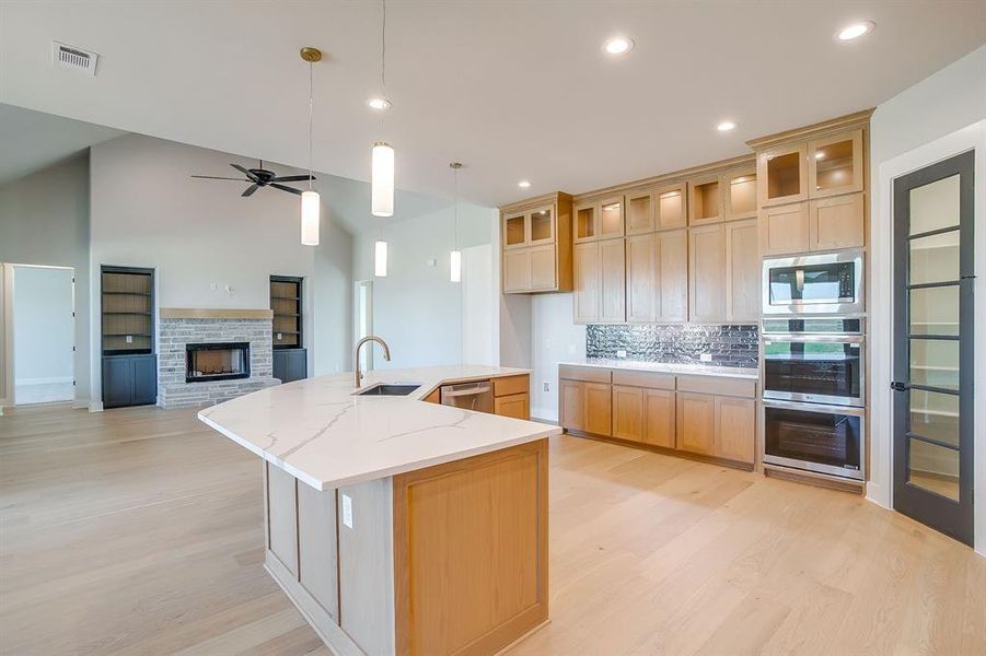 Furnished interior view inside a new home in Waterfall Ranch Estates, Waxahachie (Image 19).
