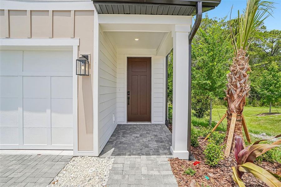 Exterior details and patio area of a home in Montague Chase, Tampa (Image 25). Exterior details and patio area of a home in Montague Chase, Tampa (Image 25).