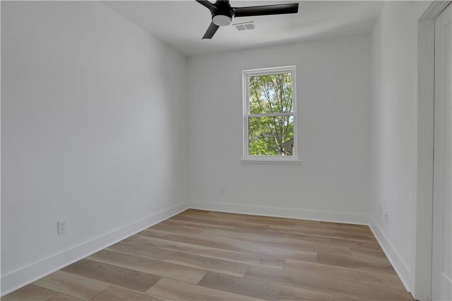 Spacious, unfurnished interior of a new home in , Scottdale (Image 73).