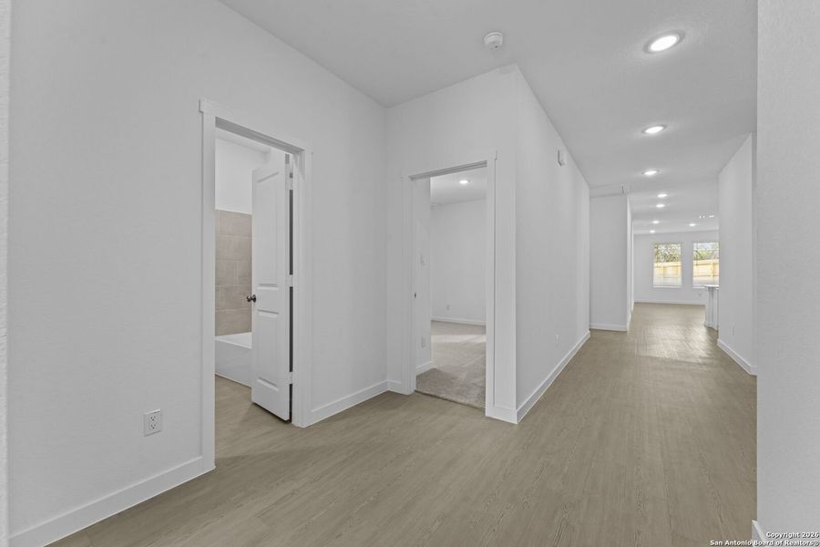 Spacious, unfurnished interior of a new home in , New Braunfels (Image 11).