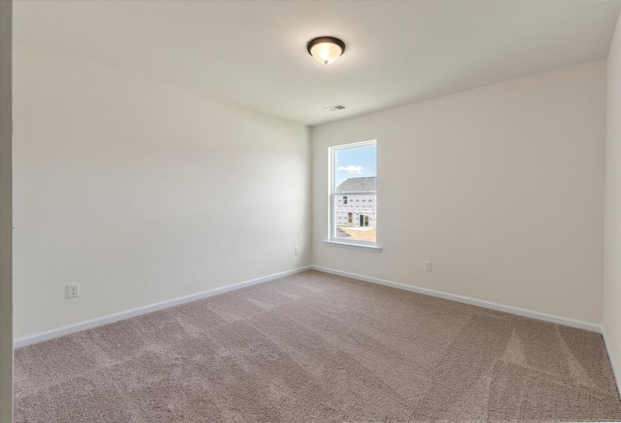 Spacious, unfurnished interior of a new home in Oakley Pointe, Moncks Corner (Image 29).
