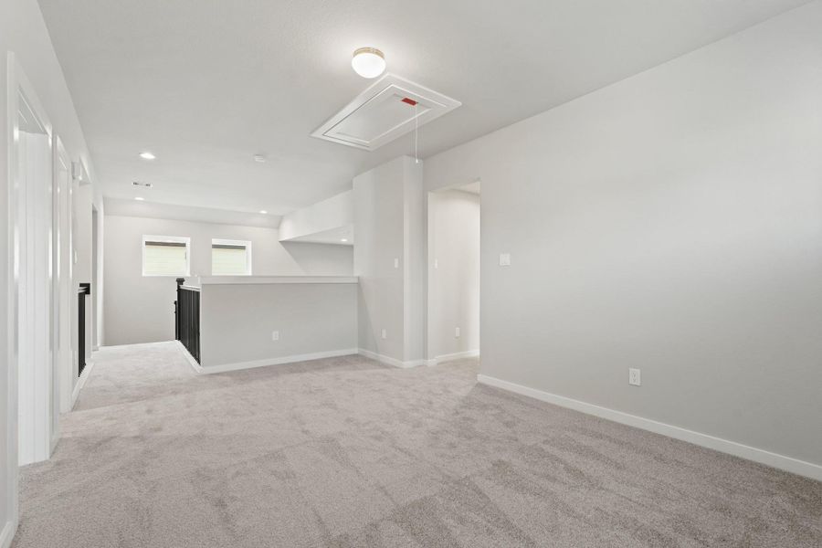 Spacious, unfurnished interior of a new home in Briarwood Crossing, Rosenberg (Image 14). Spacious, unfurnished interior of a new home in Briarwood Crossing, Rosenberg (Image 14).