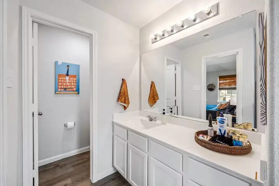 Furnished interior view inside a new home in Imperial Heights, Houston (Image 7). Furnished interior view inside a new home in Imperial Heights, Houston (Image 7).