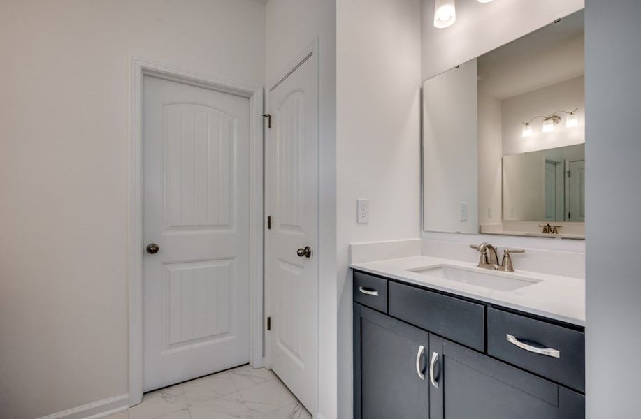 Georgetown Primary Bathroom