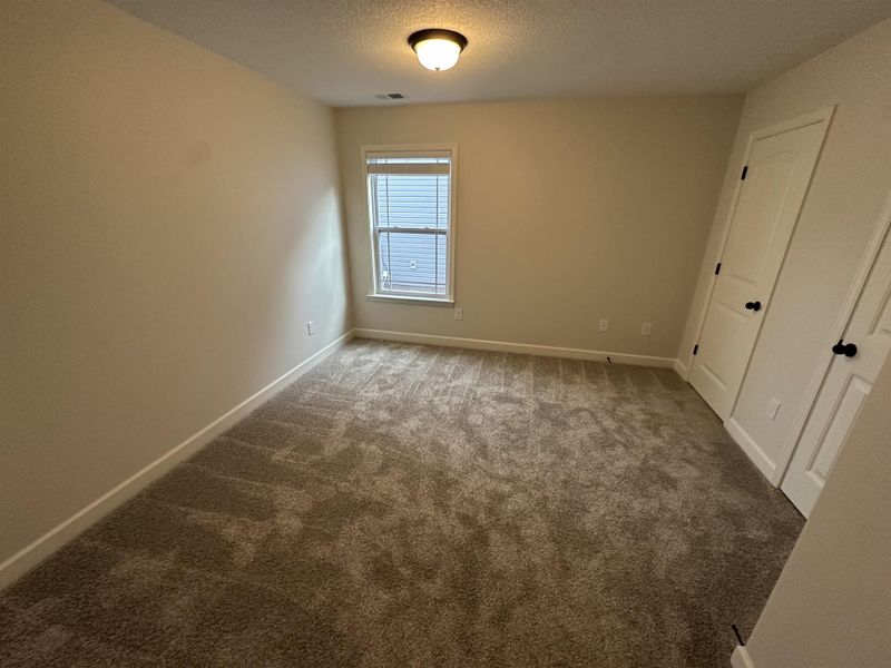 Spacious, unfurnished interior of a new home in Cleveland Meadows, Spartanburg (Image 10).
