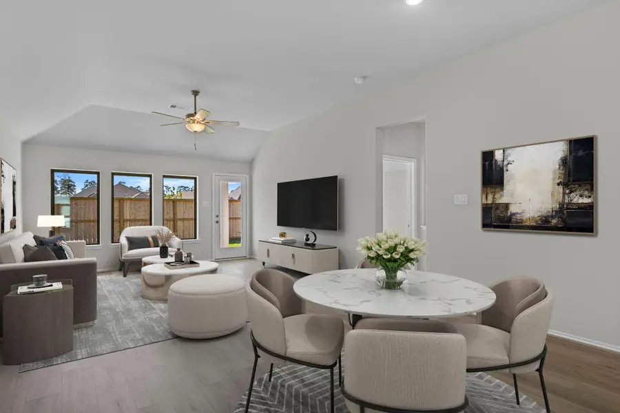 Furnished interior view inside a new home in Grand Central Park, Conroe (Image 8). Furnished interior view inside a new home in Grand Central Park, Conroe (Image 8).