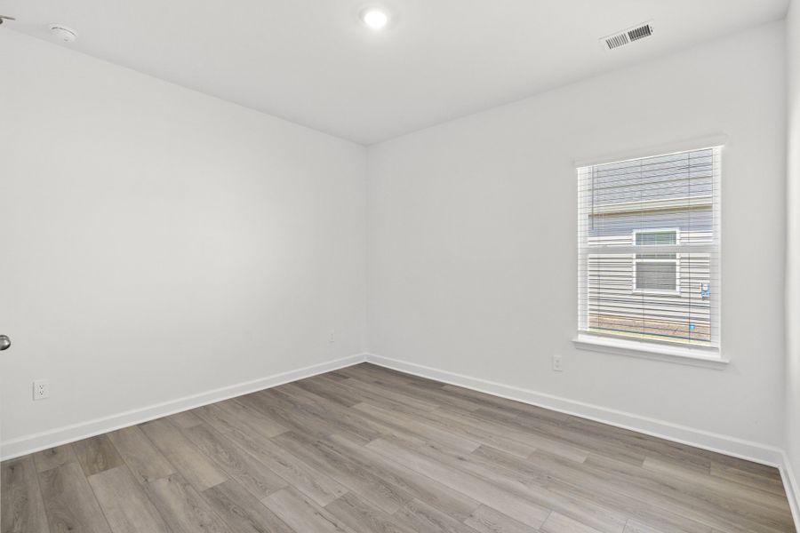 Spacious, unfurnished interior of a new home in Palmetto Place, Longs (Image 15).