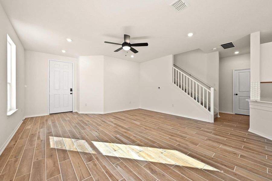 Spacious, unfurnished interior of a new home in Creekside at Estancia, Austin (Image 15).