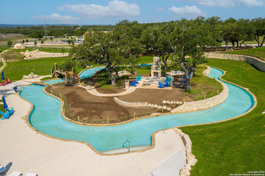 Community amenities in Esperanza 50's, Boerne (Image 35).