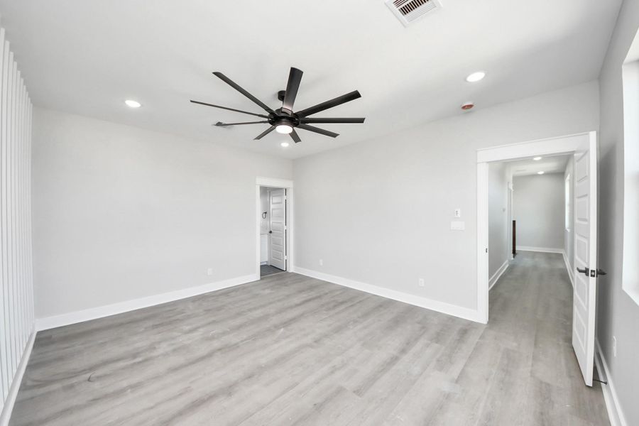 Spacious, unfurnished interior of a new home in , La Porte (Image 25). Spacious, unfurnished interior of a new home in , La Porte (Image 25).