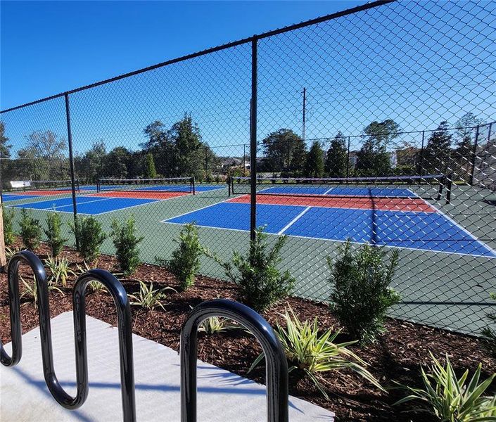 Community amenities in , Deland (Image 11).