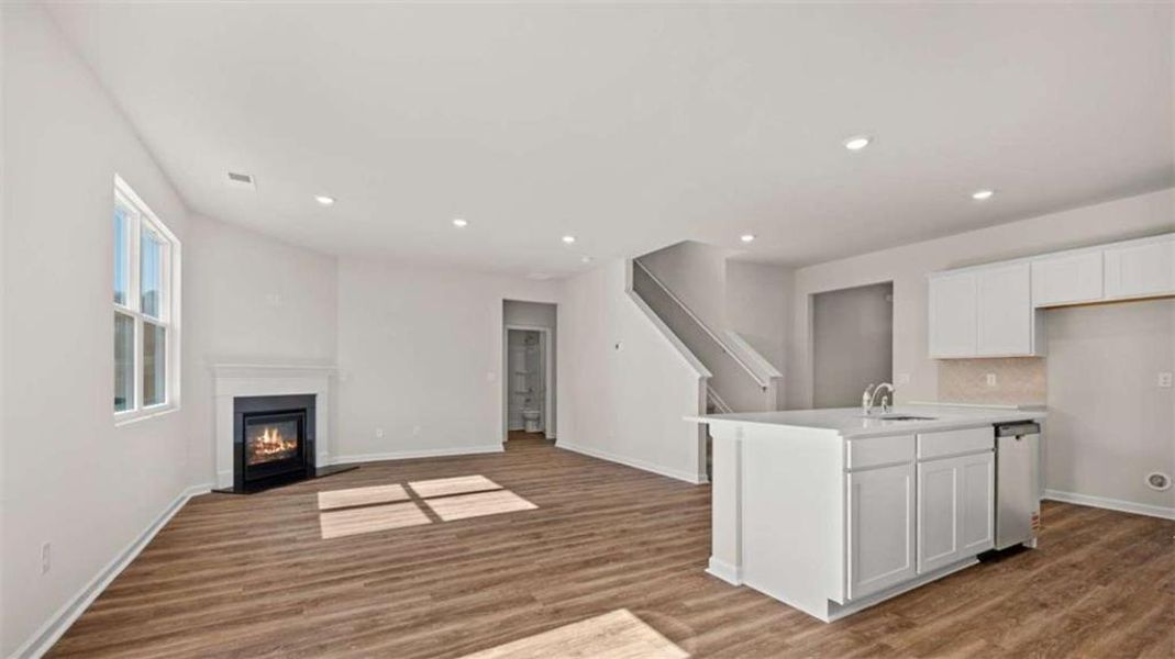 Spacious, unfurnished interior of a new home in Poplar Preserve, Newnan (Image 29).