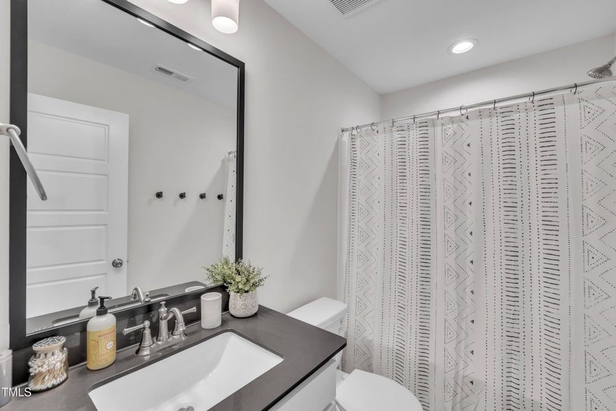 15-1301 Rose Finch-19