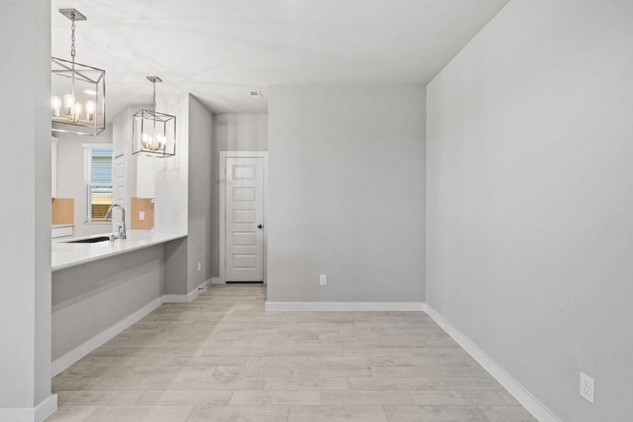 Spacious, unfurnished interior of a new home in Grand Oaks Village, Houston (Image 16).