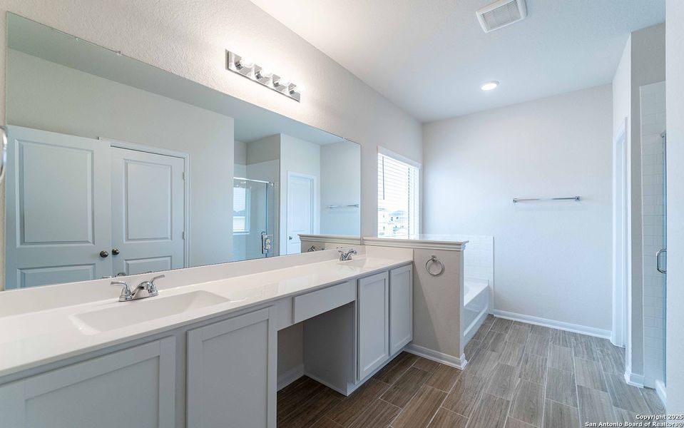 Furnished interior view inside a new home in Hickory Ridge, Elmendorf (Image 3). Furnished interior view inside a new home in Hickory Ridge, Elmendorf (Image 3).