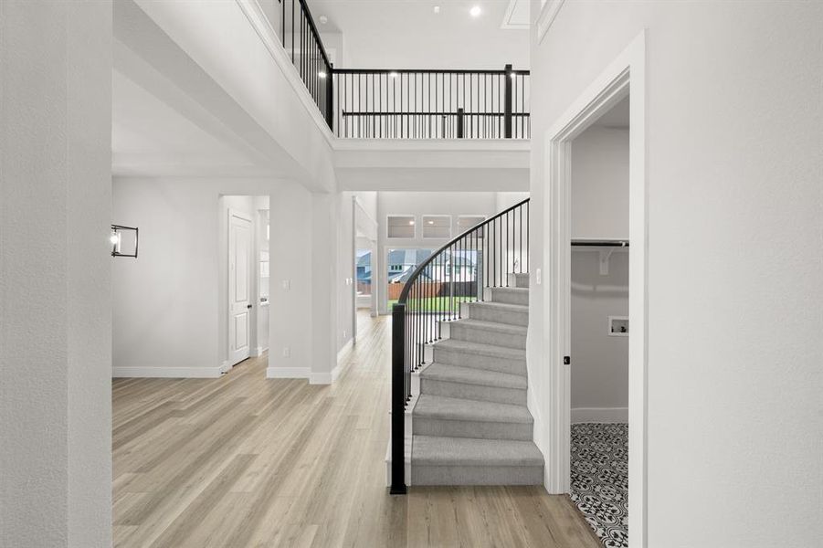 2215 Pelican- Entry-2 2215 Pelican- Entry-2