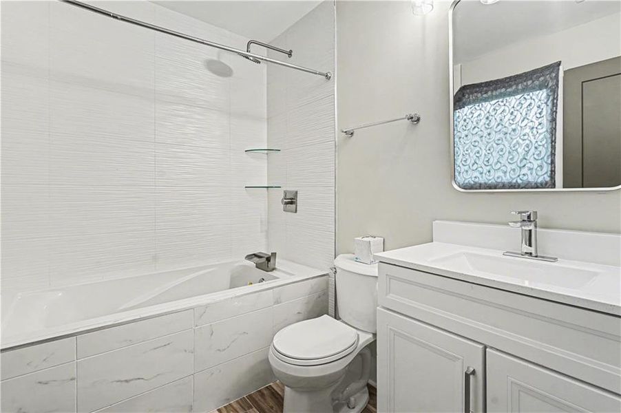 Furnished interior view inside a new home in , Loganville (Image 14).