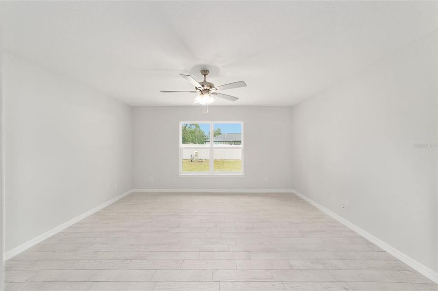 Spacious, unfurnished interior of a new home in , Ocala (Image 40).