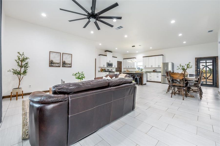 Furnished interior view inside a new home in , Sumner (Image 13).