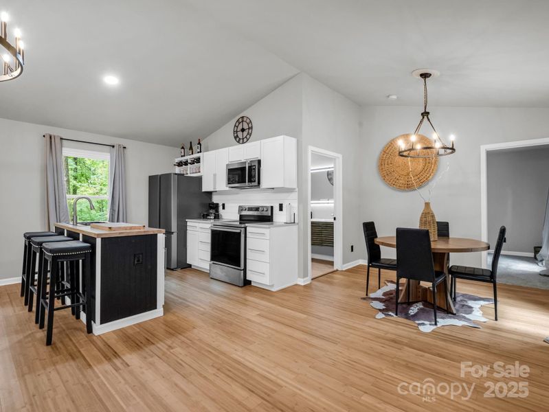 257 Roadrunner Circle Lake Lure NC 28746-12 257 Roadrunner Circle Lake Lure NC 28746-12