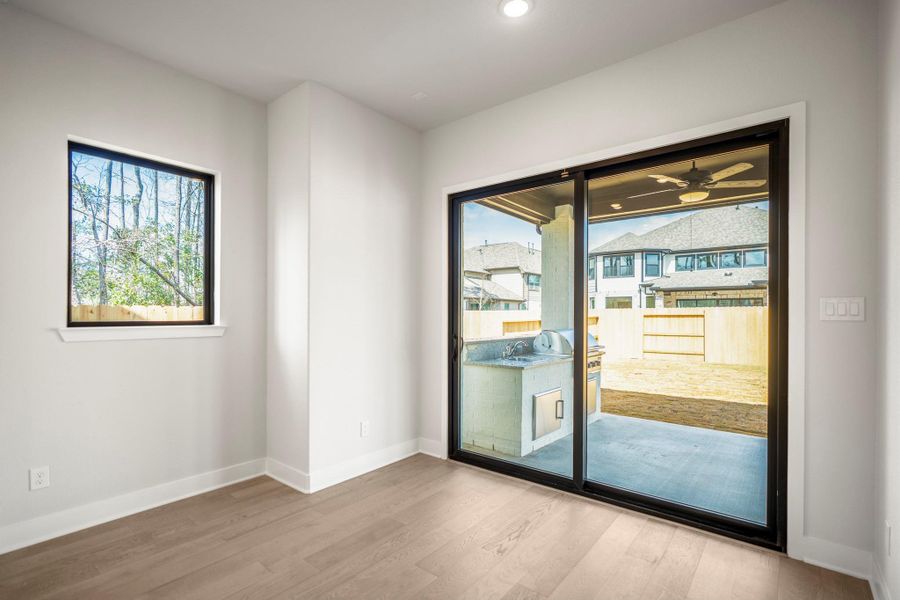 Spacious, unfurnished interior of a new home in Artavia 70′ Lots, Conroe (Image 40).