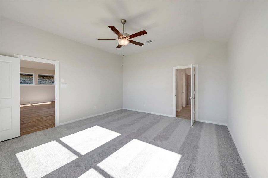 Spacious, unfurnished interior of a new home in The Grand Prairie 50’, Hockley (Image 15).