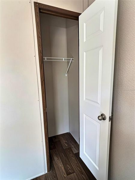 Spacious, unfurnished interior of a new home in , Hudson (Image 16).