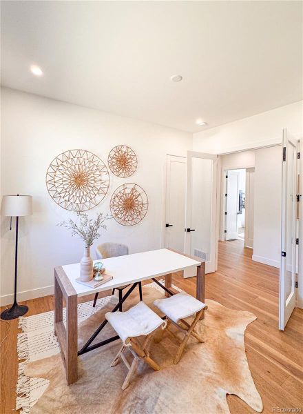Furnished interior view inside a new home in , Evergreen (Image 26).