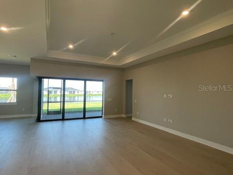 Spacious, unfurnished interior of a new home in Del Webb Catalina, Lakewood Ranch (Image 18).