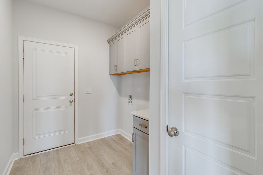 Image 38 of a home in Hendrix Farms.