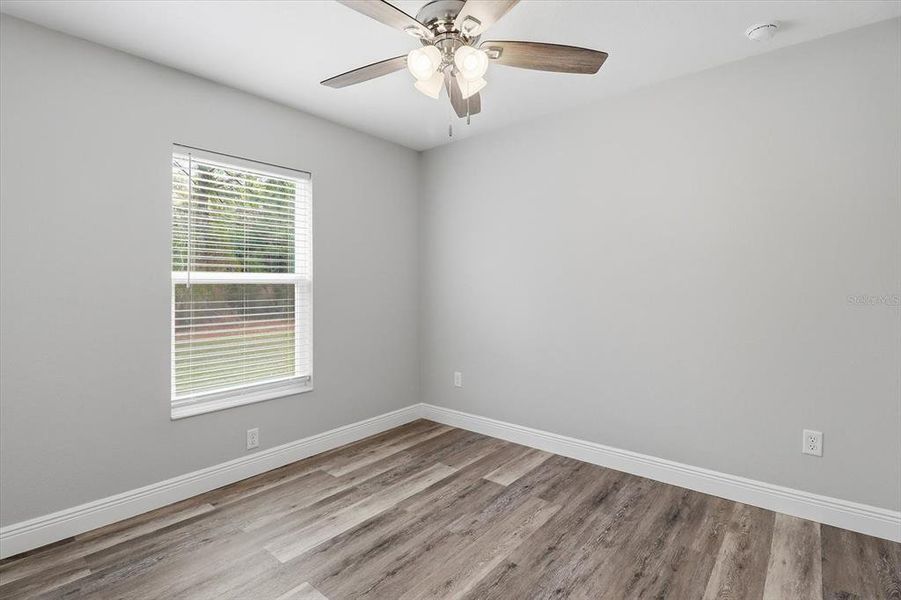 Spacious, unfurnished interior of a new home in , Crystal River (Image 21).