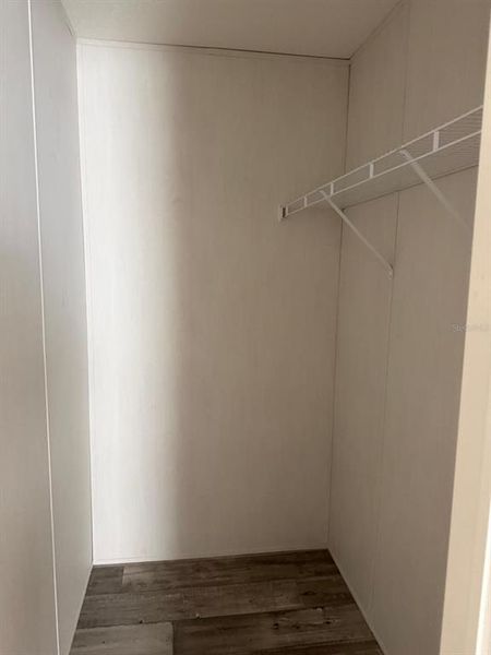 Spacious, unfurnished interior of a new home in , Bronson (Image 23).