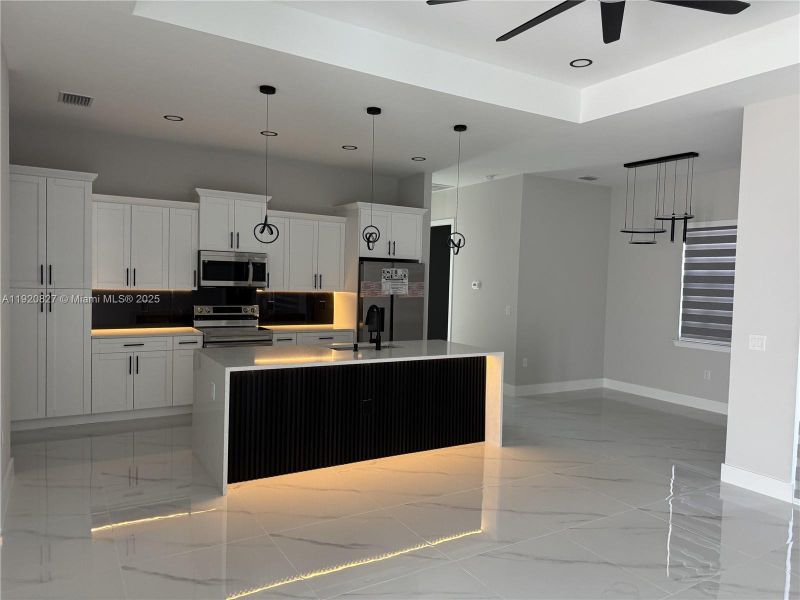 Furnished interior view inside a new home in , Lehigh Acres (Image 15). Furnished interior view inside a new home in , Lehigh Acres (Image 15).