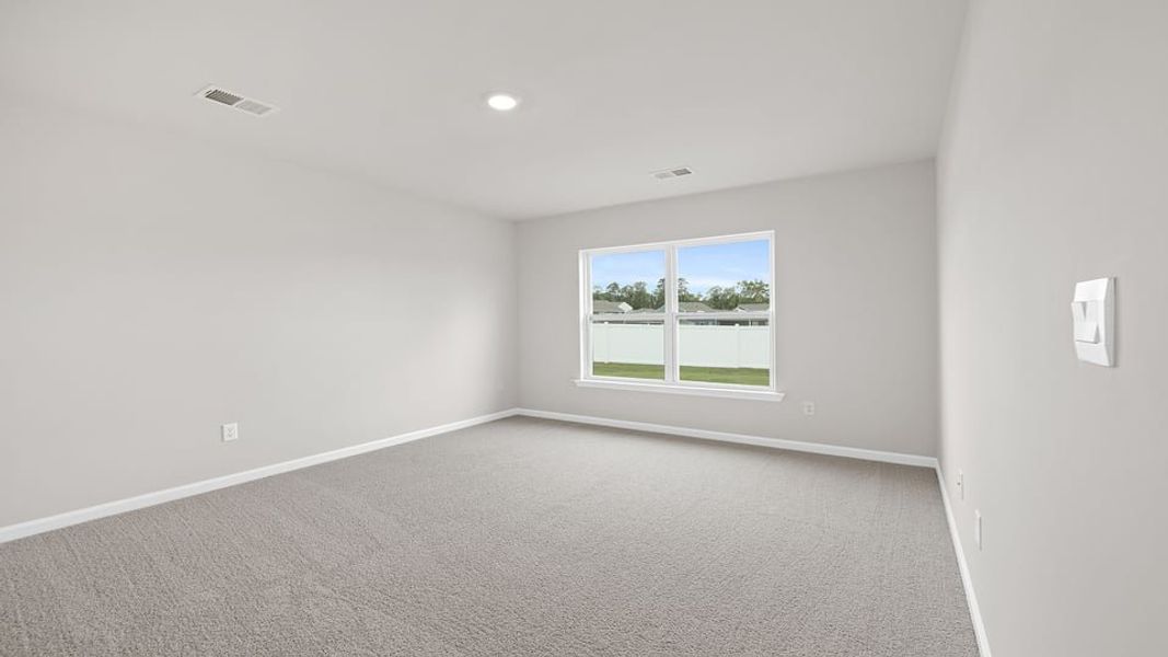 Spacious, unfurnished interior of a new home in Lakestone, Woodruff (Image 24).