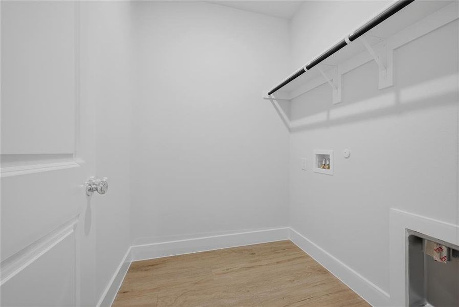 Spacious, unfurnished interior of a new home in , Forney (Image 18).