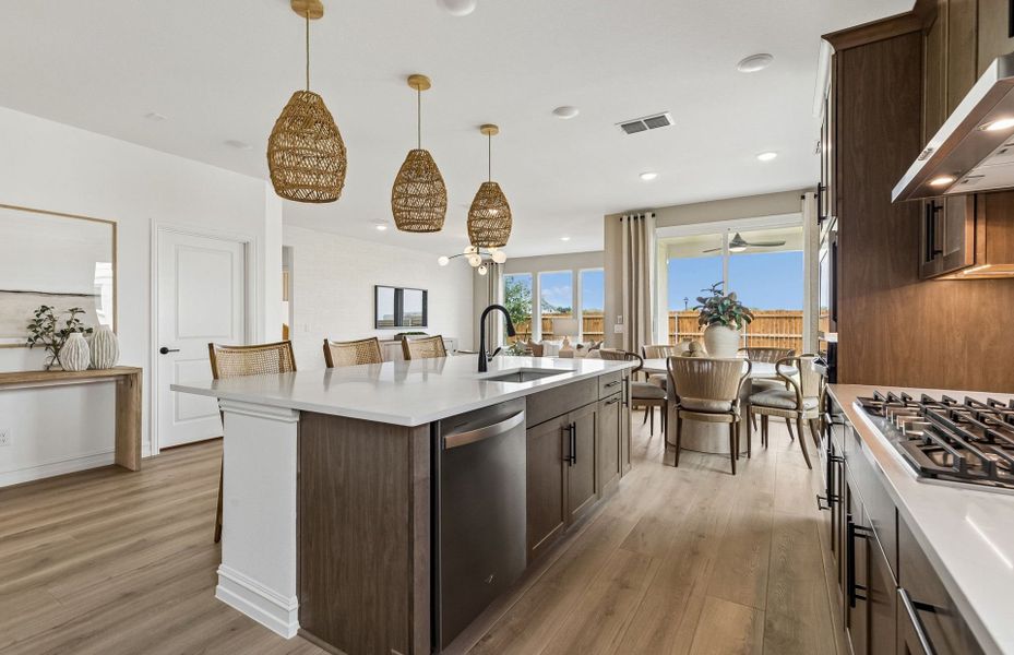 Representative furnished interior of a home built from the Harvard by Pulte Homes in Saddleside, Ponder (Image 40). Representative furnished interior of a home built from the Harvard by Pulte Homes in Saddleside, Ponder (Image 40).