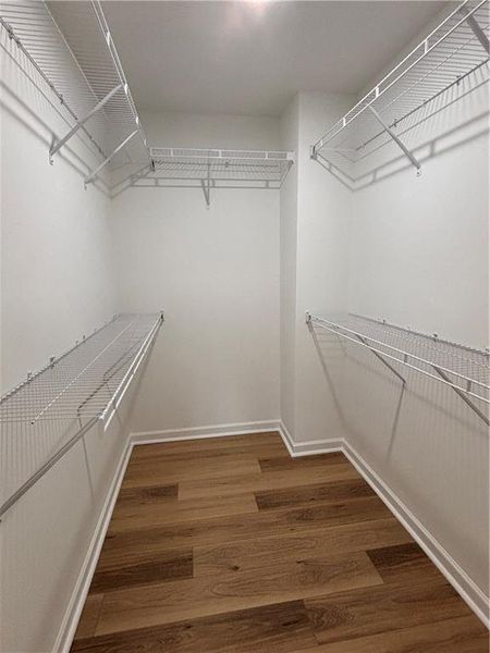 Spacious, unfurnished interior of a new home in , Monticello (Image 10).