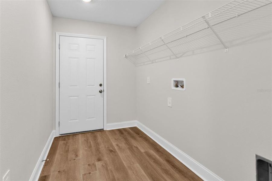 Spacious, unfurnished interior of a new home in , North Port (Image 28). Spacious, unfurnished interior of a new home in , North Port (Image 28).