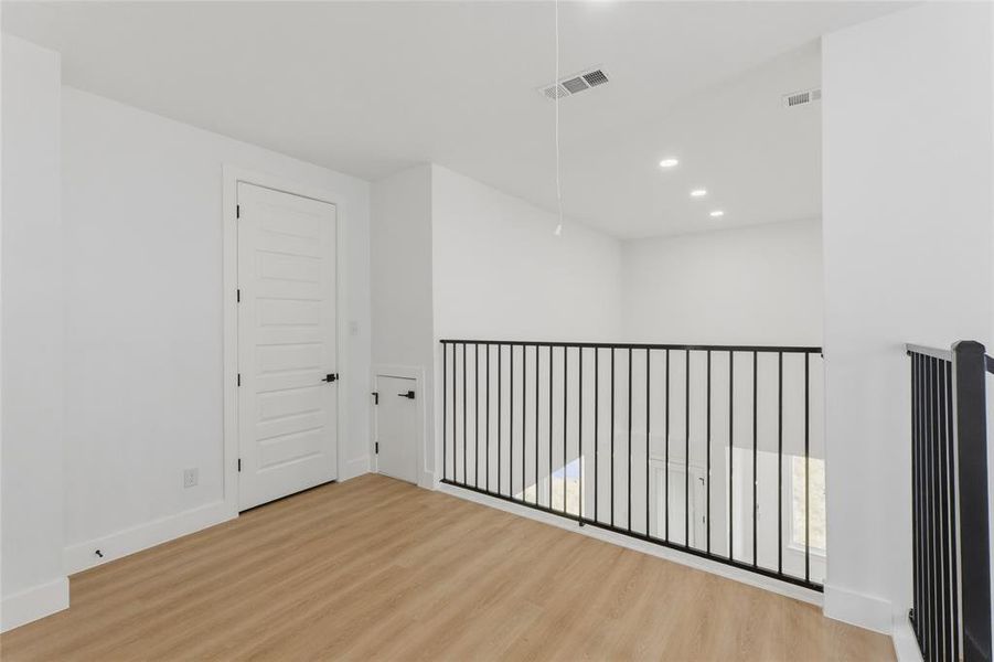 Spacious, unfurnished interior of a new home in , Dallas (Image 16). Spacious, unfurnished interior of a new home in , Dallas (Image 16).