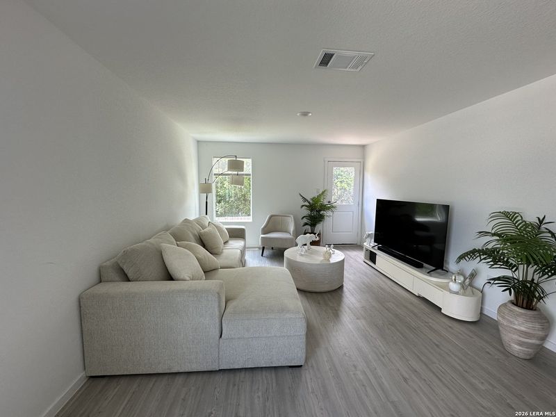 Furnished interior view inside a new home in , Marion (Image 9).