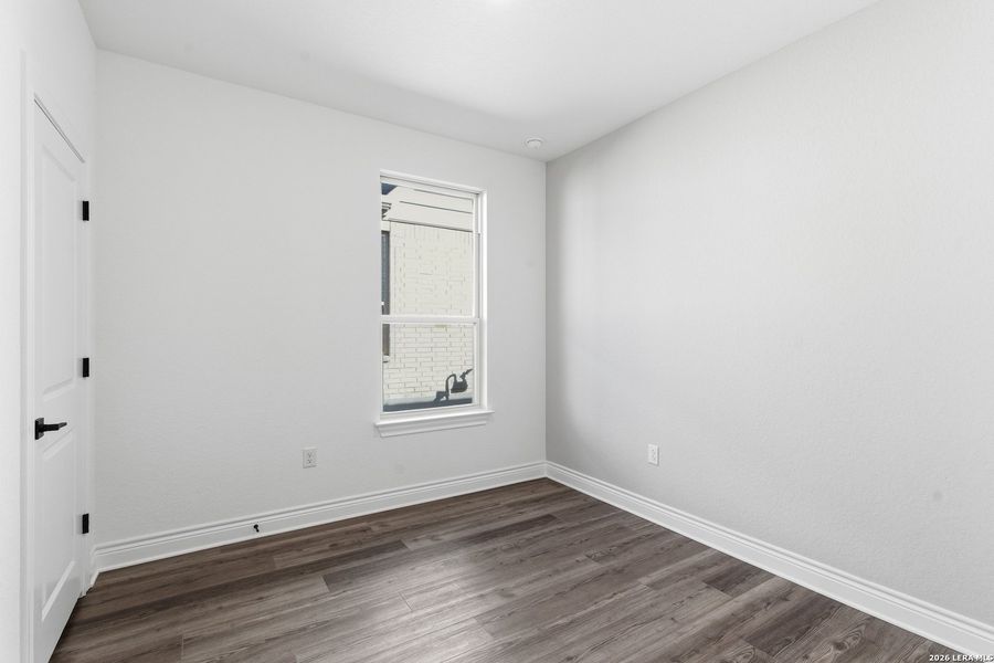 Spacious, unfurnished interior of a new home in Del Webb New Braunfels at Veramendi, New Braunfels (Image 17).