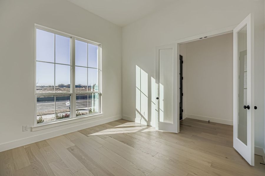 2128 Ten Mile - Study