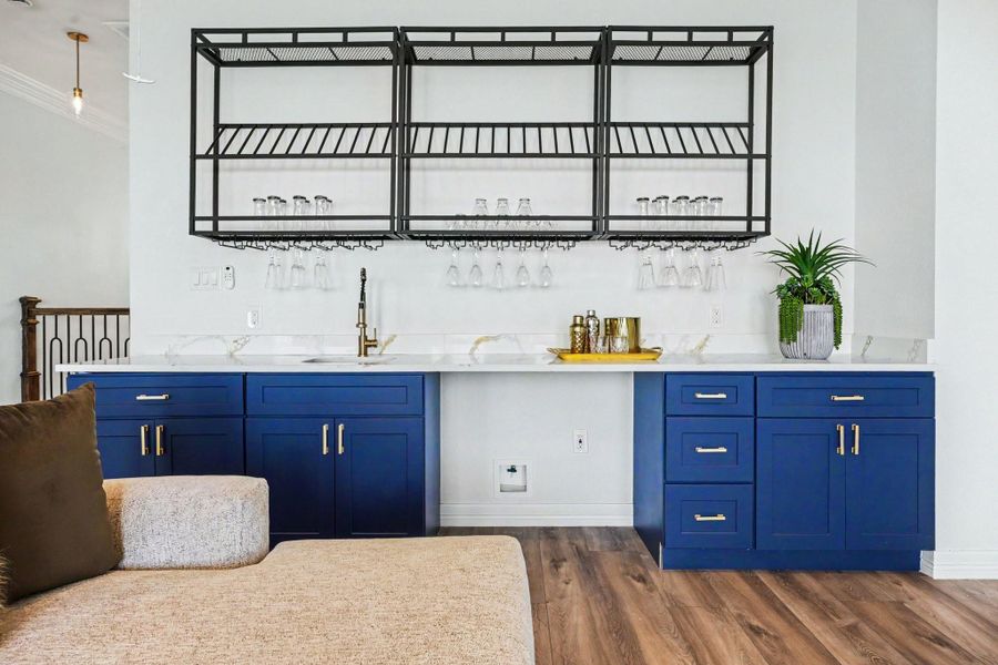 Furnished interior view inside a new home in , Galveston (Image 31).