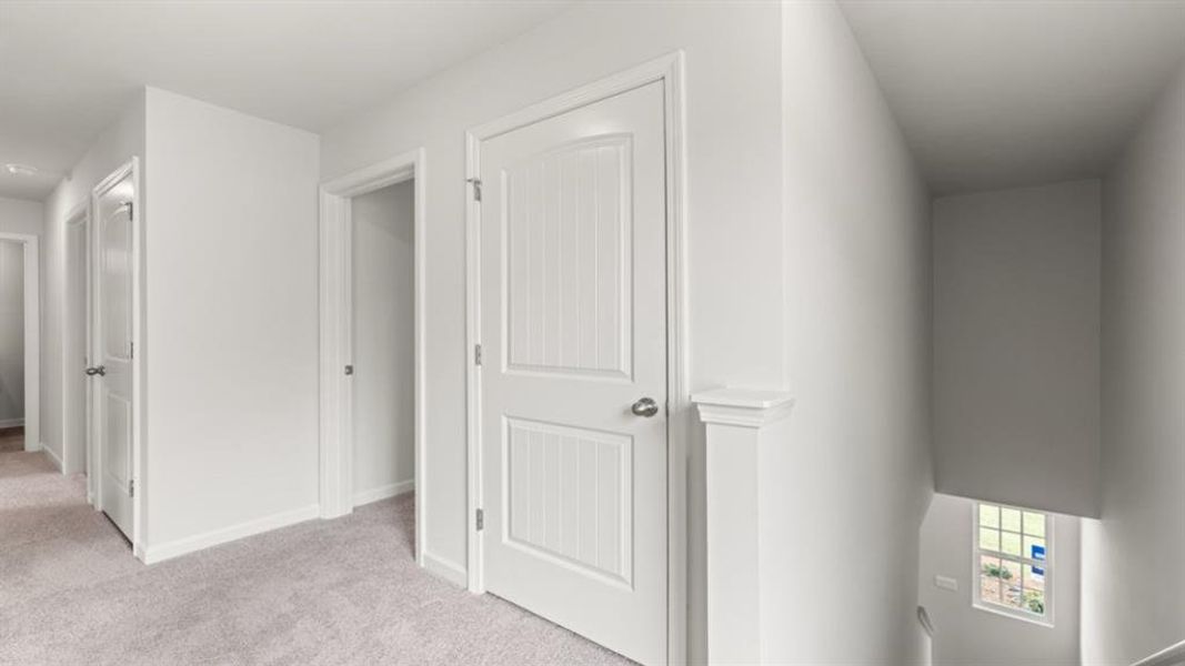 Spacious, unfurnished interior of a new home in Oaks at Cedar Grove, Fairburn (Image 27).