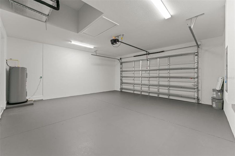Spacious, unfurnished interior of a new home in , North Port (Image 30). Spacious, unfurnished interior of a new home in , North Port (Image 30).