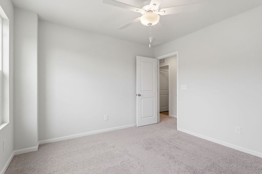 Spacious, unfurnished interior of a new home in Piper Creek, Newton (Image 31). Spacious, unfurnished interior of a new home in Piper Creek, Newton (Image 31).