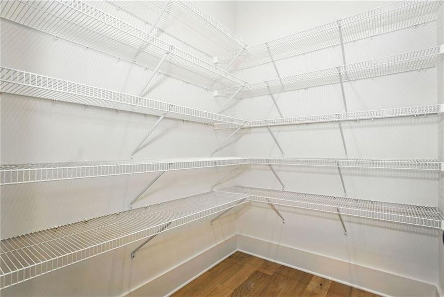 Spacious, unfurnished interior of a new home in , Marietta (Image 29).