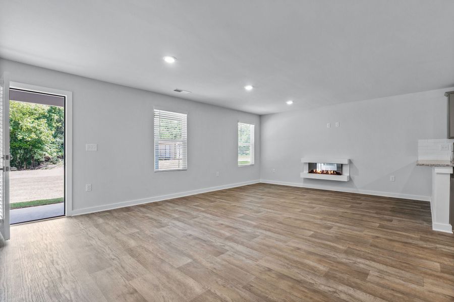 3br New Home in Hogansville, GA.  - Slide 11